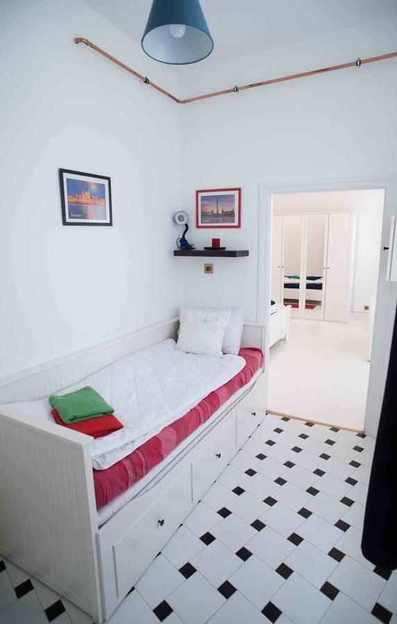 Splendid Trees Apartment Budapest Esterno foto